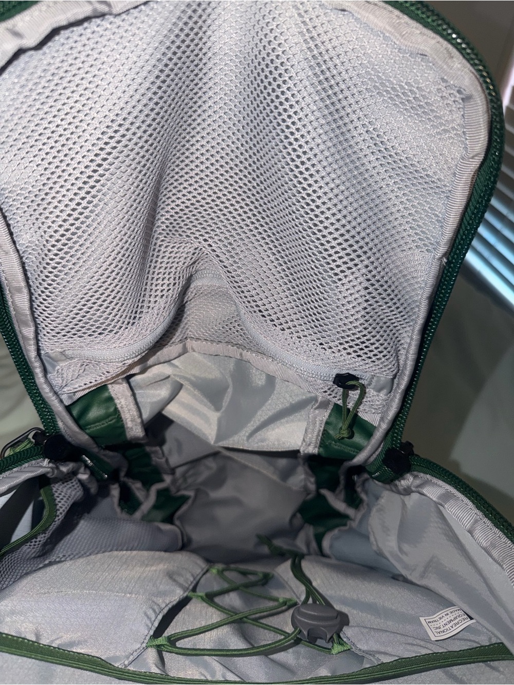 REI Co-Op Trail 30 Green Backpack LightWeight Rain Cover - Picture 5 of 5